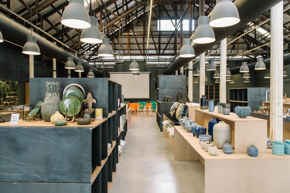 Old Town Artisan Shops Around Charoen Krung