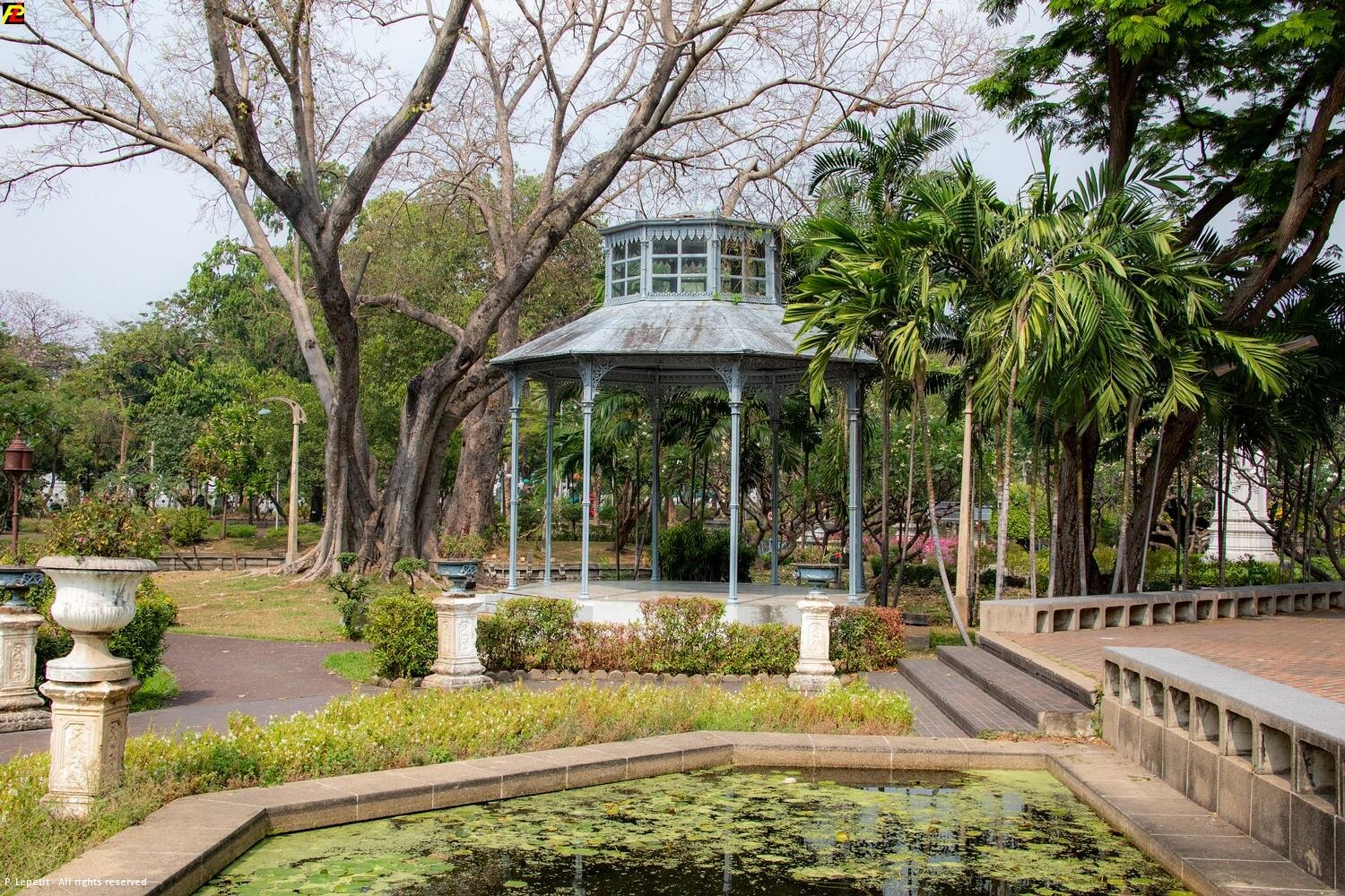 Saranrom Royal Garden – A Historic Garden Near the Old City